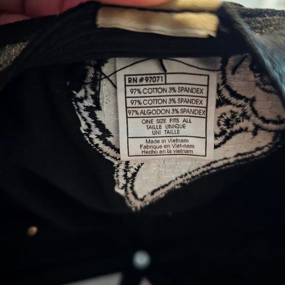 Vintage Louisville Cardinals Fitted Hat Red Plaid L Logo Script Embroidered NCAA - Picture 11 of 11